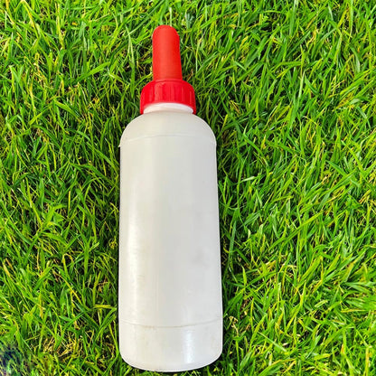 1L Calf Milk Feeding Bottle with Food-Grade Calf Nipple | Durable & Safe Milk Feeder for Young Calves | Farm & Dairy Use