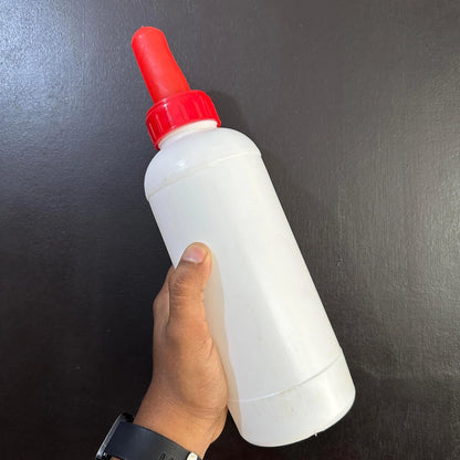 1L Calf Milk Feeding Bottle with Food-Grade Calf Nipple | Durable & Safe Milk Feeder for Young Calves | Farm & Dairy Use
